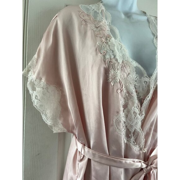 Vintage 1980's Etienne Peignoir Set Nightgown (S) and Robe (S) Pink With Beige - Picture 9 of 10